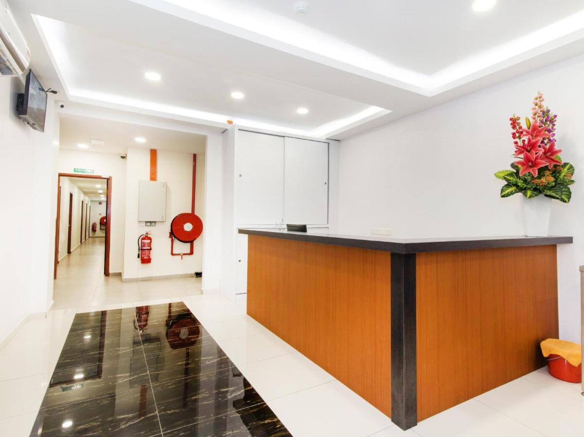 Lawten Hotel Malacca Buitenkant foto